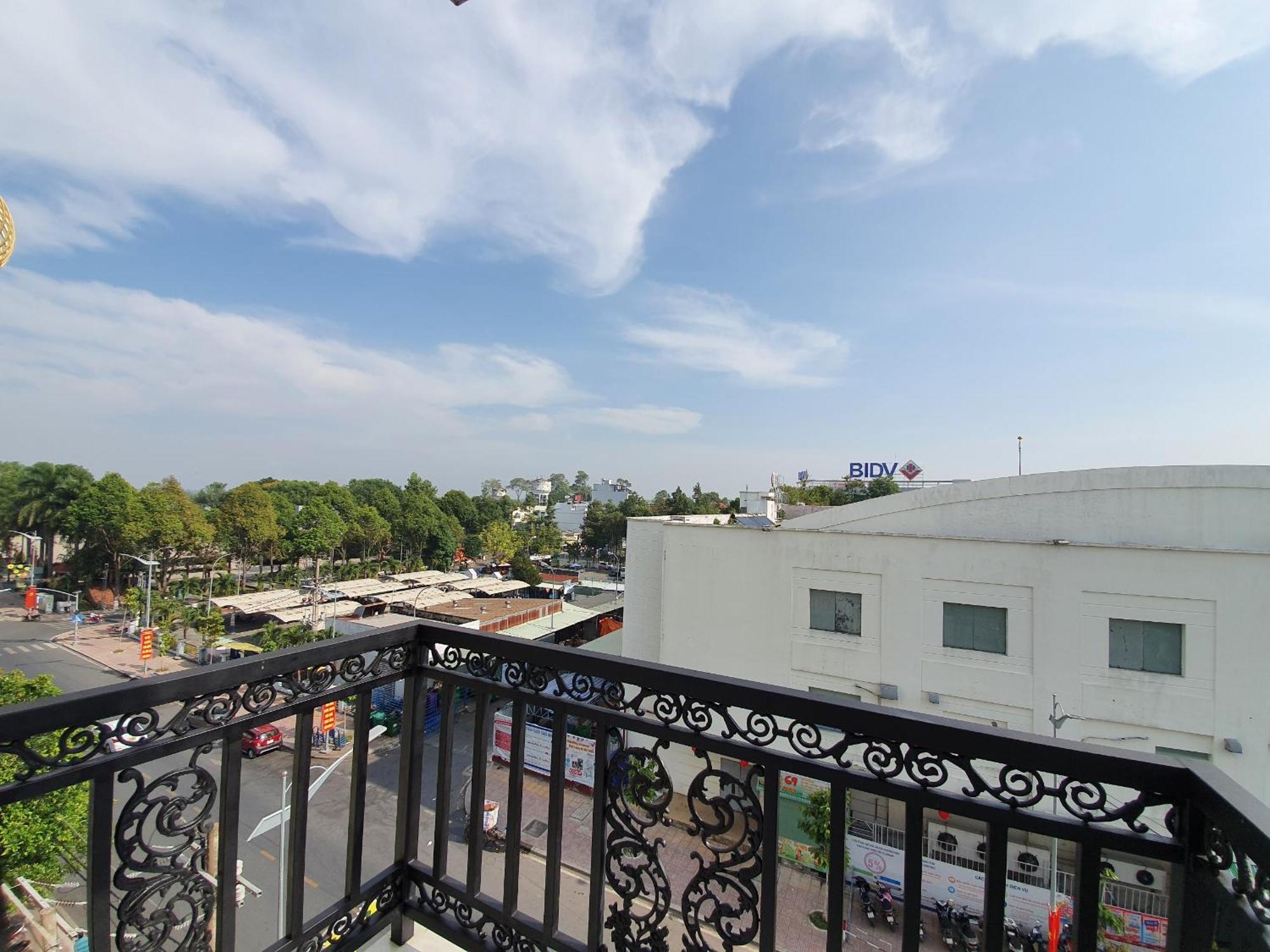 Minh Khue Hotel Віньлонґ Екстер'єр фото