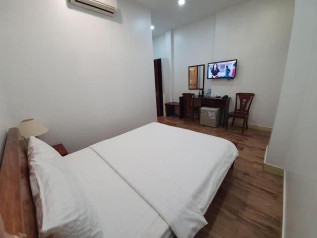 Minh Khue Hotel Віньлонґ Екстер'єр фото