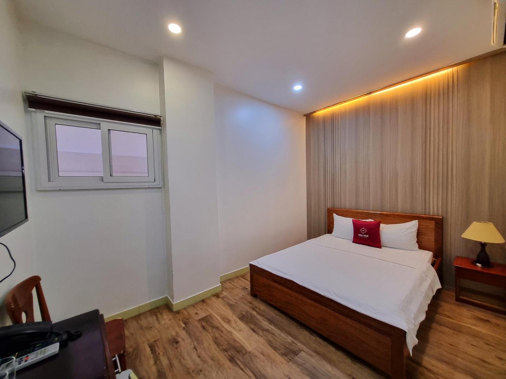Minh Khue Hotel Віньлонґ Екстер'єр фото