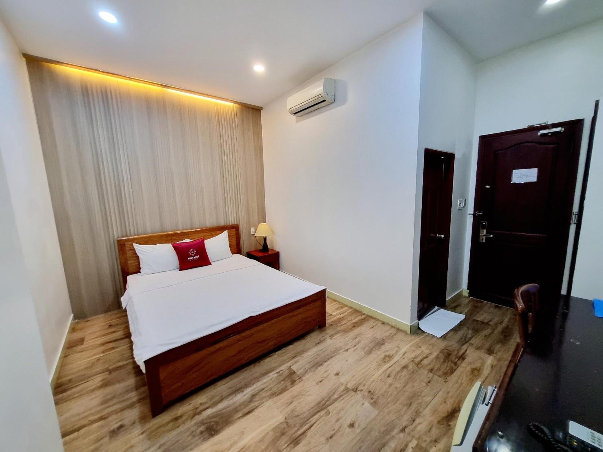 Minh Khue Hotel Віньлонґ Екстер'єр фото