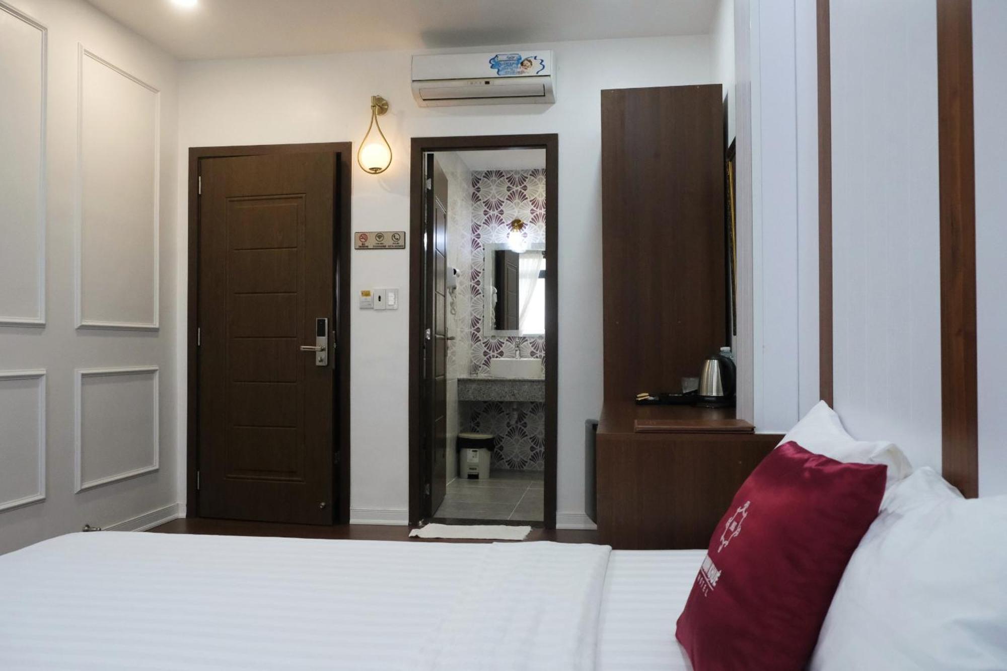 Minh Khue Hotel Віньлонґ Екстер'єр фото